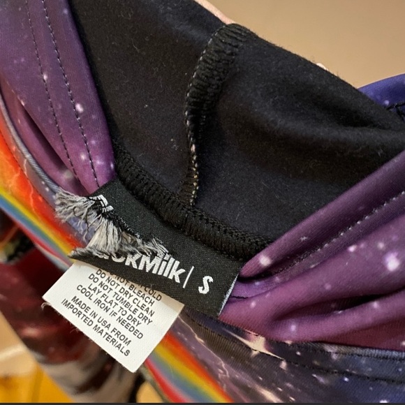 Blackmilk Hell Yeah muscle (sleeveless) hoodie. - Picture 6 of 10